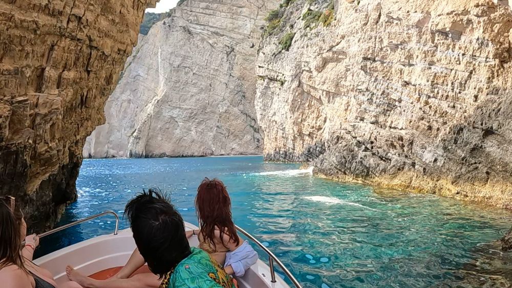 Rent a boat in Zakynthos Island at the best prices online